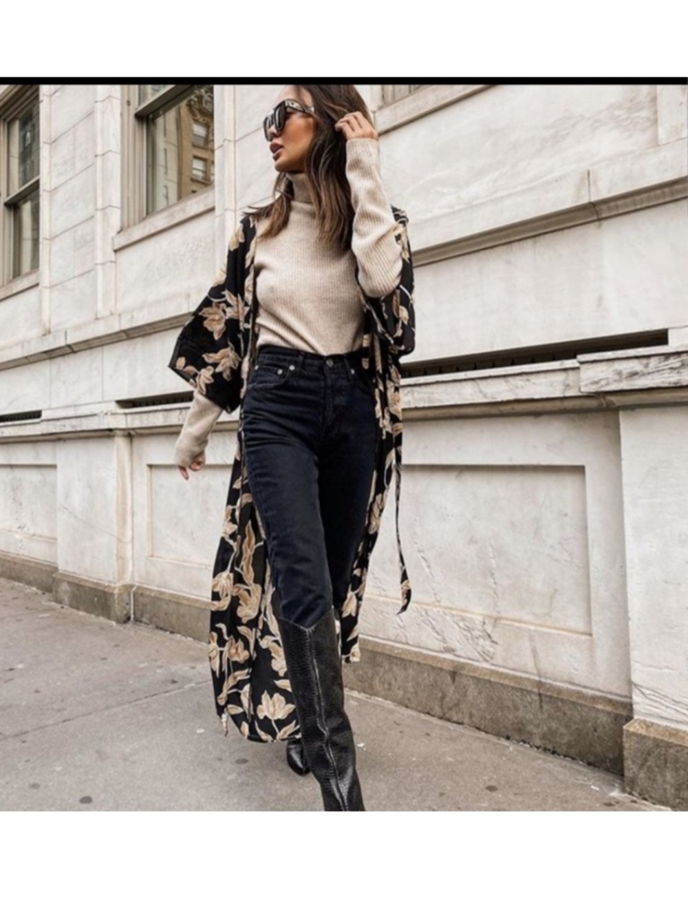 Maison Du Soir- Serene Floral Black/Gold Kimono Robe - S/M